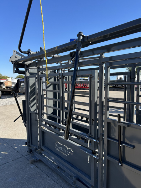 New 2026 Other M1200 Cattle Squeeze Chute w/ Palpation Cage Livestock Equipment