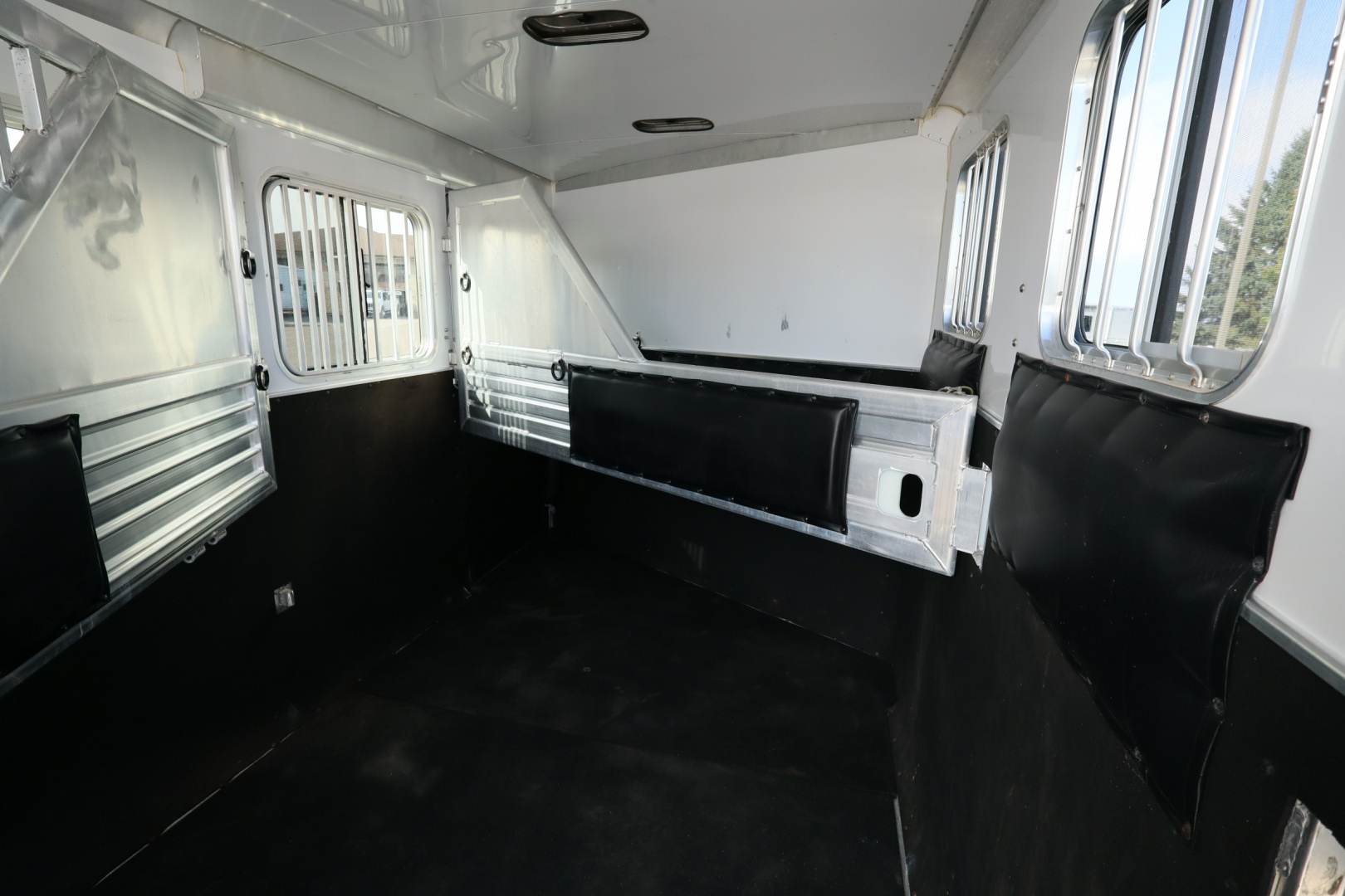 Used 2004 Featherlite Trailers 3 Horse GN Horse Trailer