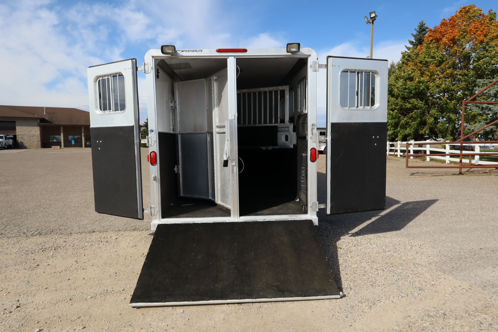 Used 2004 Featherlite Trailers 3 Horse GN Horse Trailer
