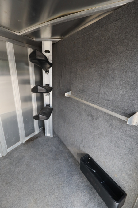 Used 2004 Featherlite Trailers 3 Horse GN Horse Trailer