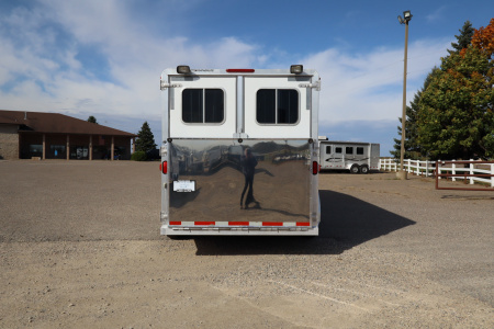 Used 2004 Featherlite Trailers 3 Horse GN Horse Trailer