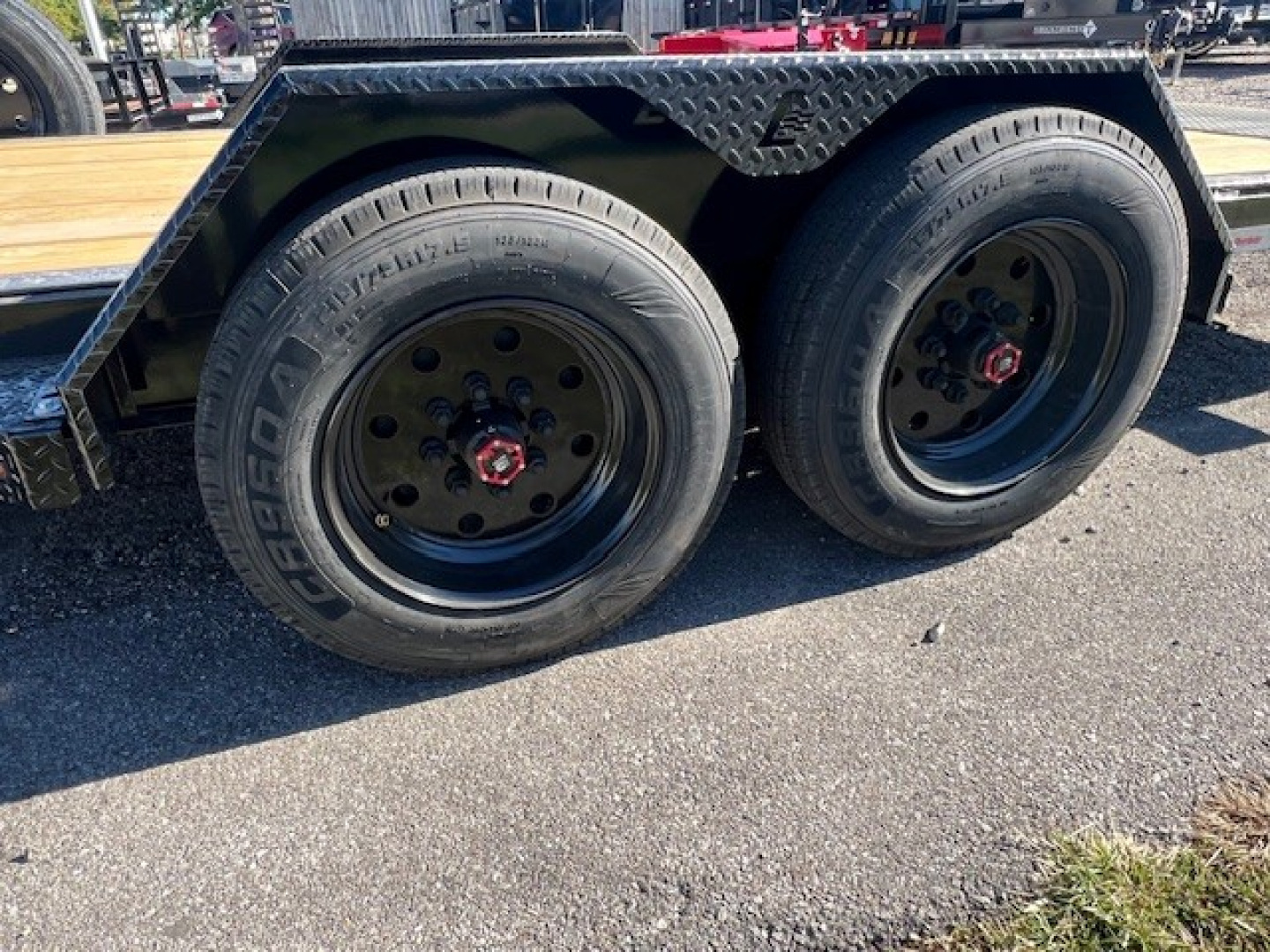 New 2026 Liberty 83x22 (16+6) Split Deck Power Tilt