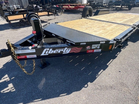 New 2026 Liberty 83x22 (16+6) Split Deck Power Tilt