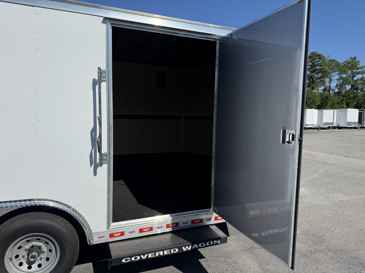 New TX8.5X16TA5 TEXAS TRAILERS 8.5' X 16' ENCLOSED / CARGO TRAILER W/ STP PACKAGE
