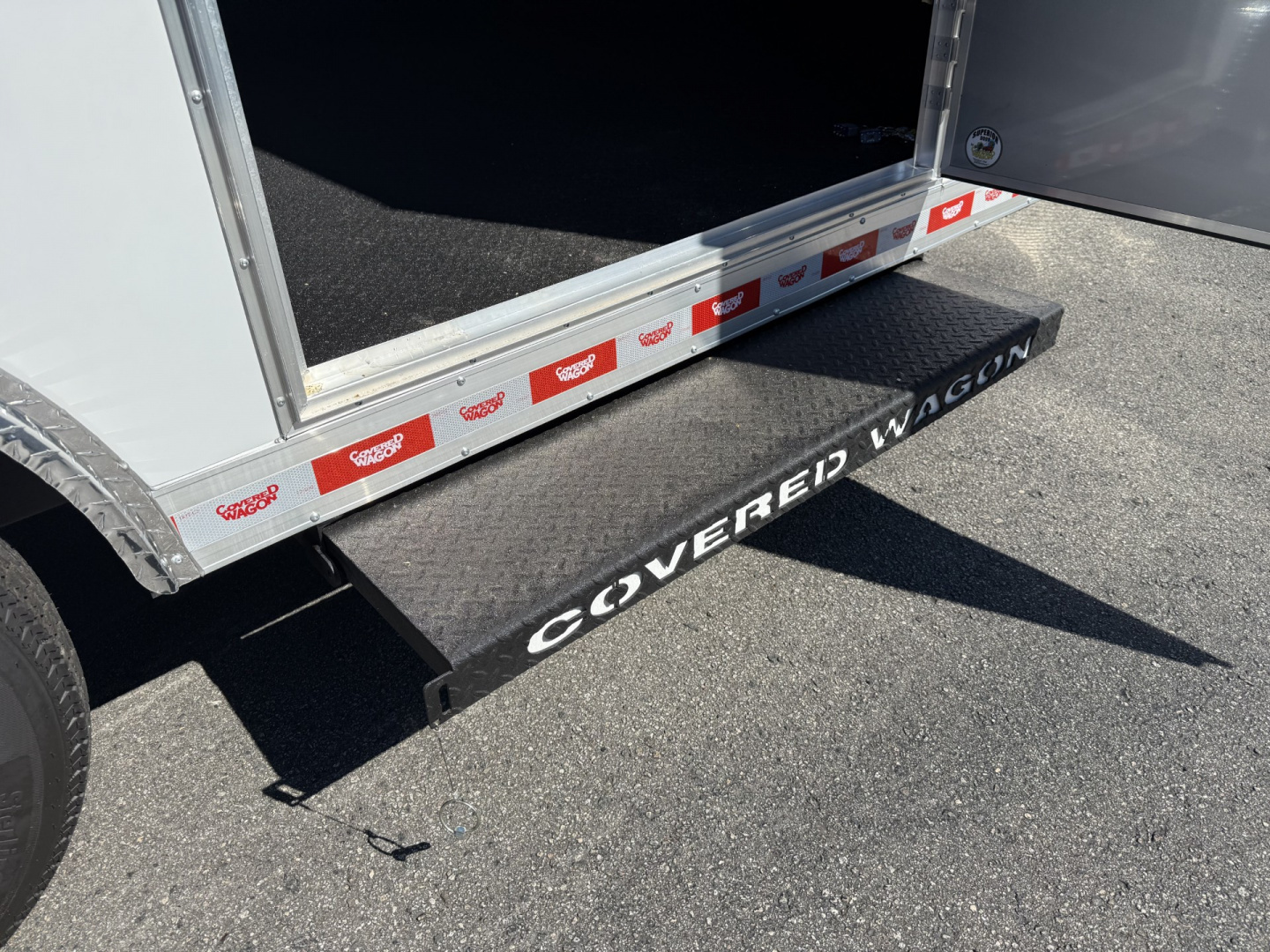 New TX8.5X16TA5 TEXAS TRAILERS 8.5' X 16' ENCLOSED / CARGO TRAILER W/ STP PACKAGE