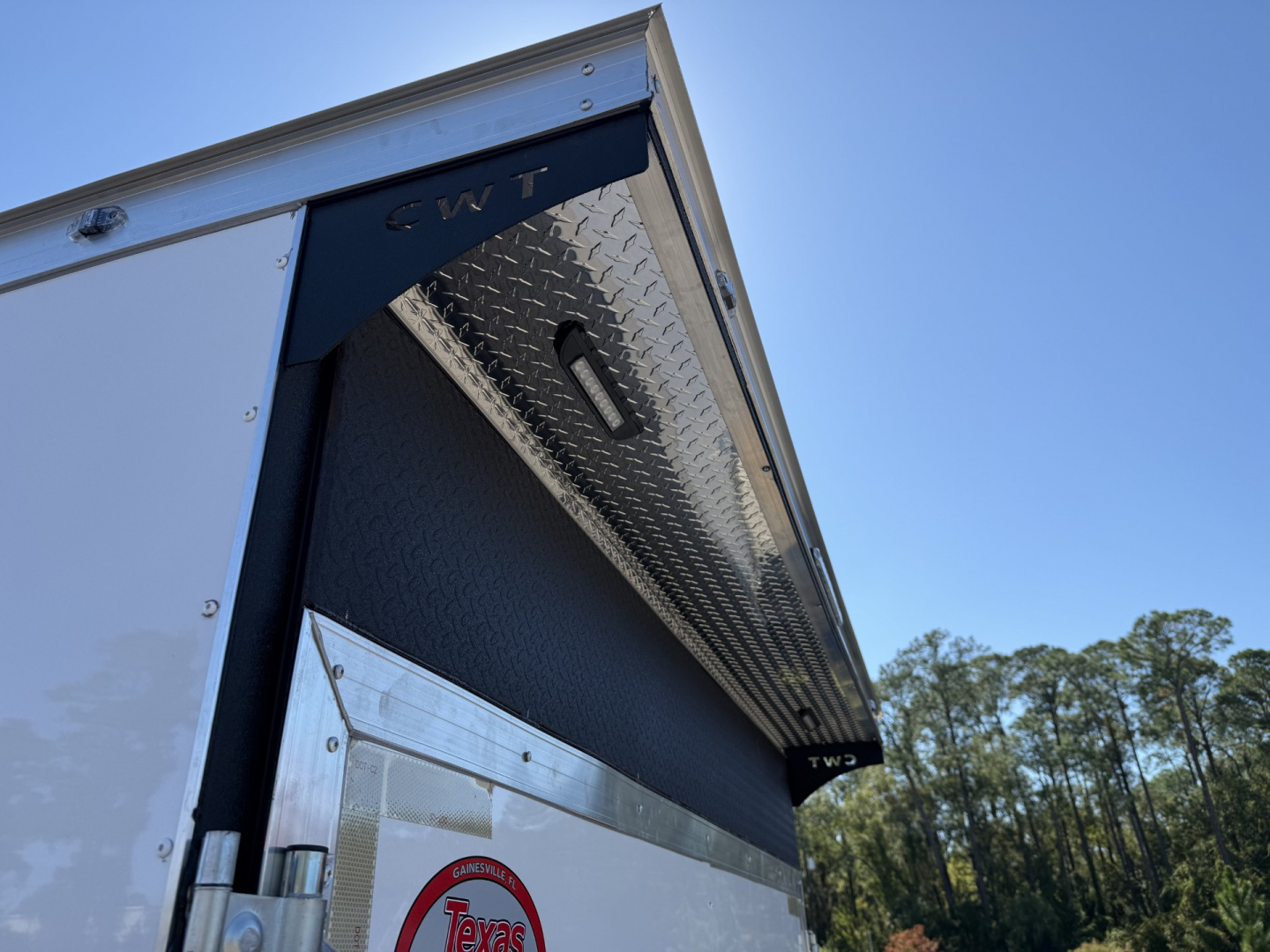 New TX8.5X16TA5 TEXAS TRAILERS 8.5' X 16' ENCLOSED / CARGO TRAILER W/ STP PACKAGE