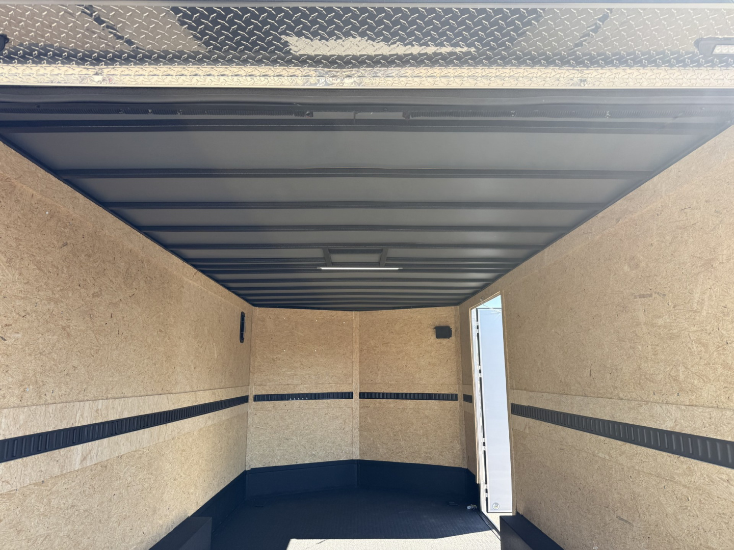 New TX8.5X16TA5 TEXAS TRAILERS 8.5' X 16' ENCLOSED / CARGO TRAILER W/ STP PACKAGE