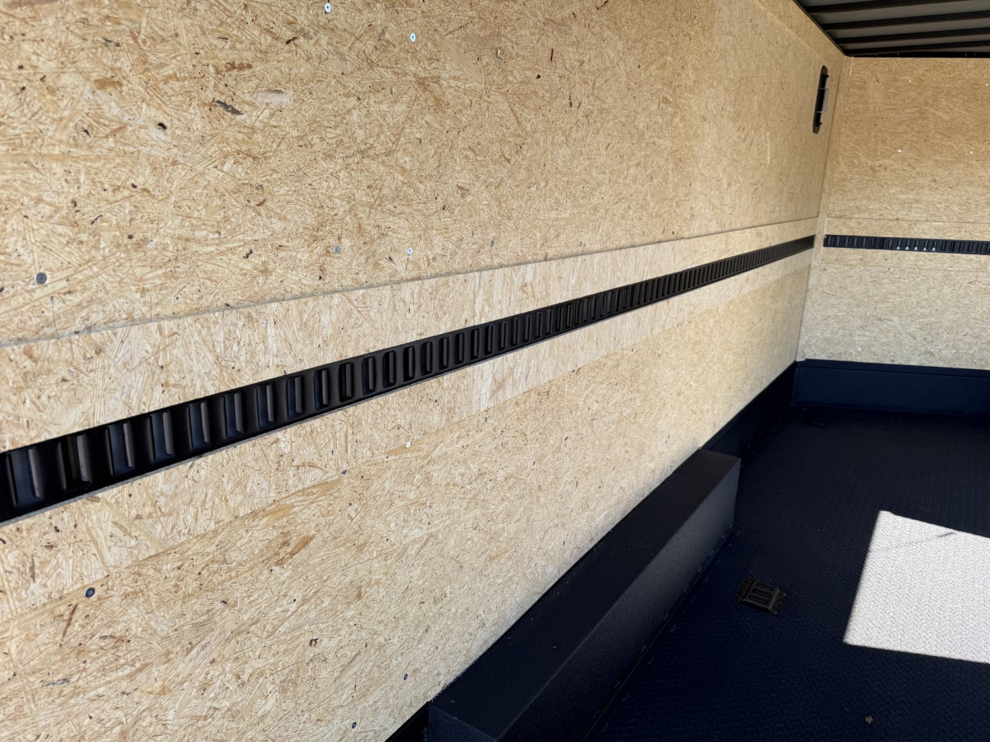 New TX8.5X16TA5 TEXAS TRAILERS 8.5' X 16' ENCLOSED / CARGO TRAILER W/ STP PACKAGE