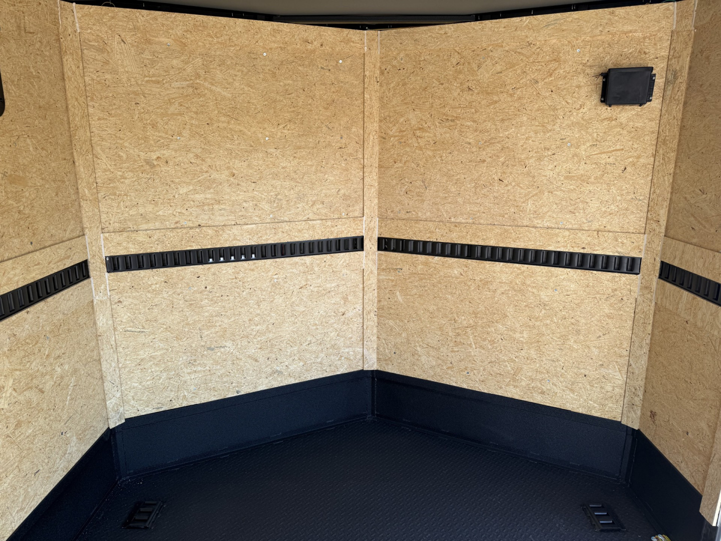 New TX8.5X16TA5 TEXAS TRAILERS 8.5' X 16' ENCLOSED / CARGO TRAILER W/ STP PACKAGE