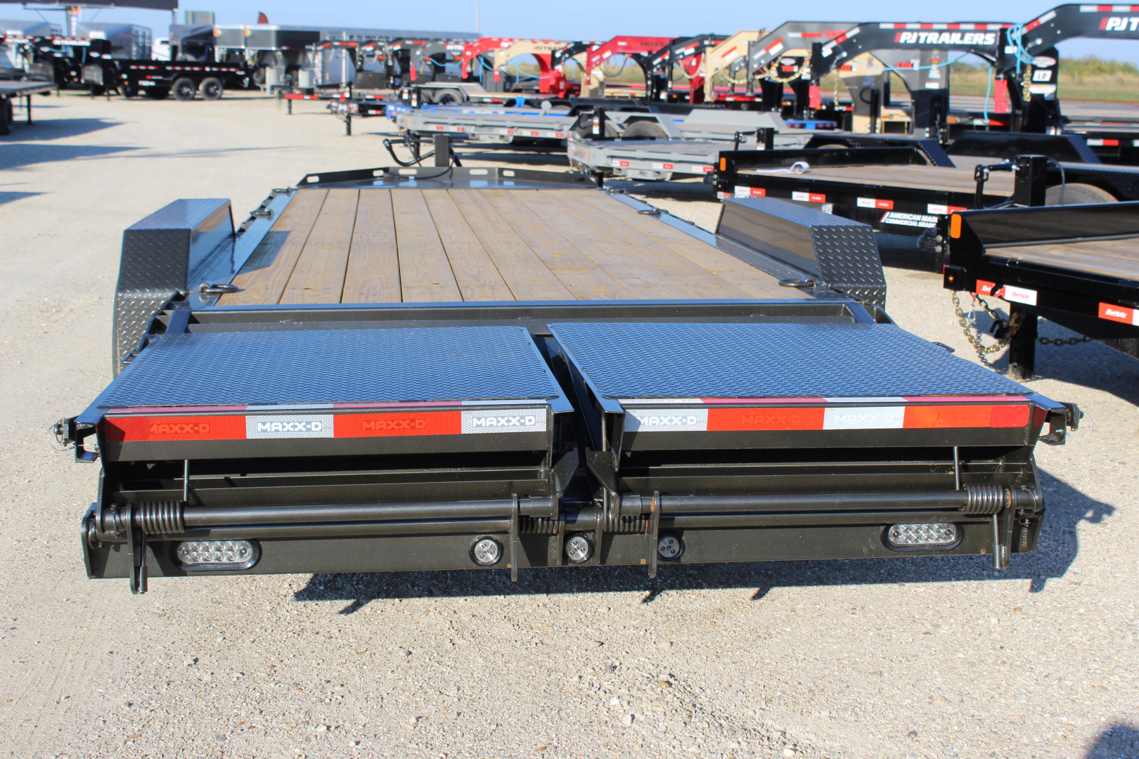 New 2026 MAXX-D EHX 83"x22' Equipment Trailer