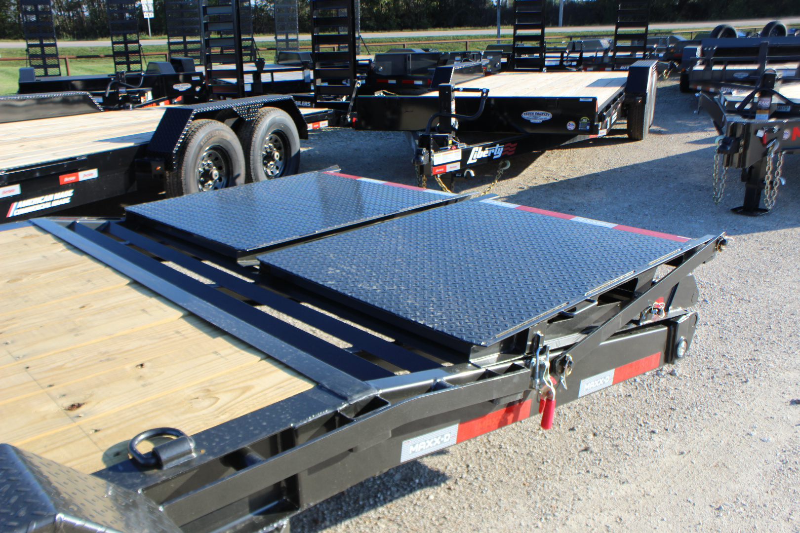 New 2026 MAXX-D EHX 83"x22' Equipment Trailer