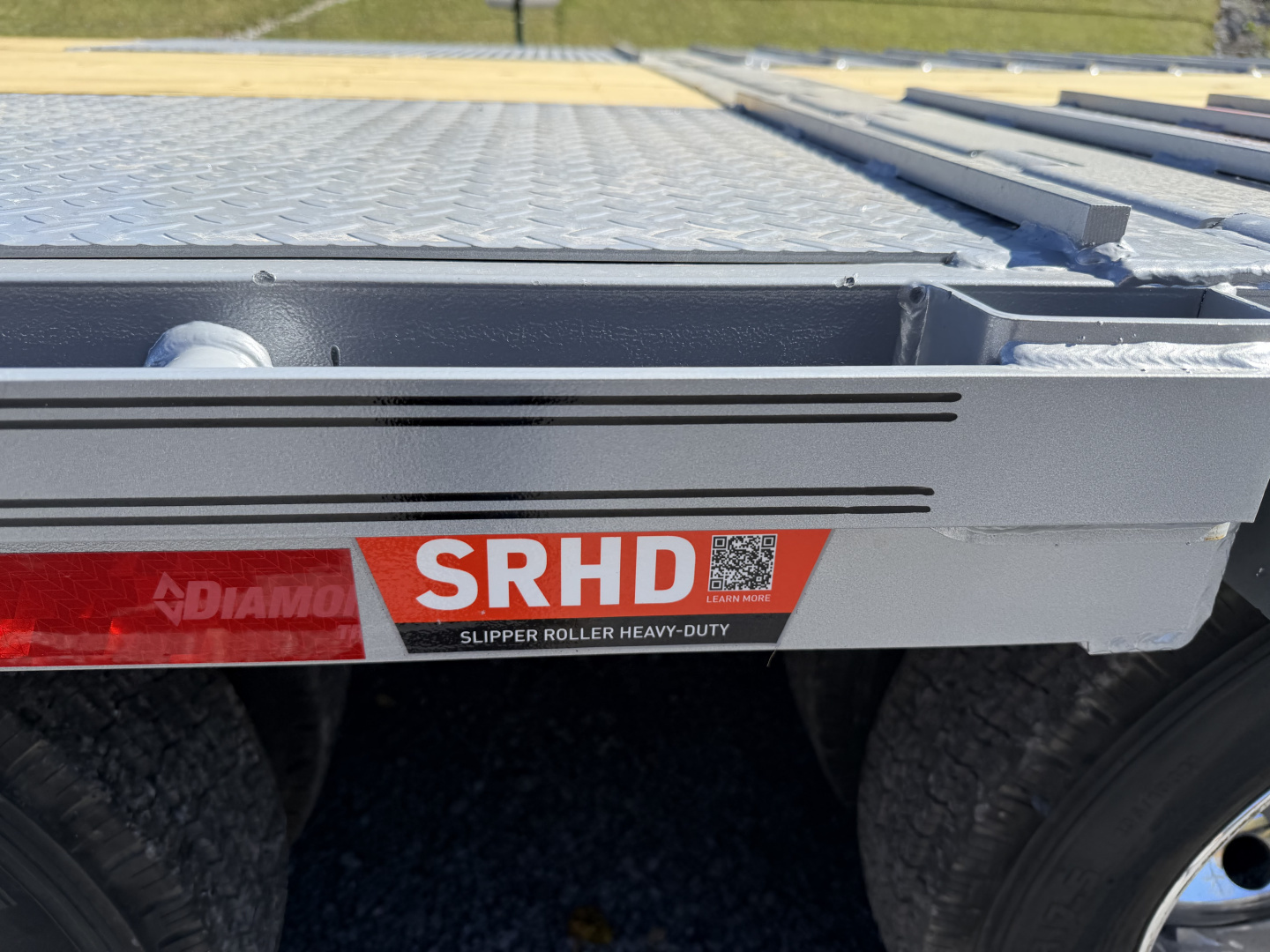 New 2026 Diamond C FMAX212 GOOSENECK TRAILER HYDRO JACKS & DOVE ALUMINUM OUTER RIMS 17.5