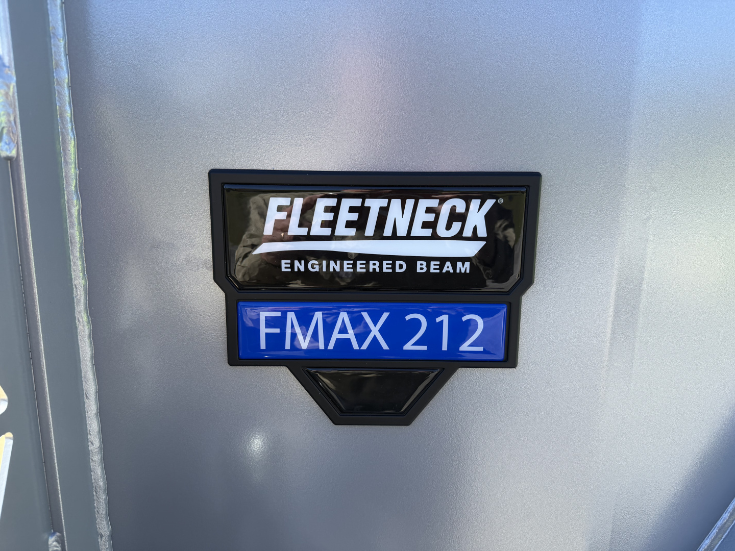 New 2026 Diamond C FMAX212 GOOSENECK TRAILER HYDRO JACKS & DOVE ALUMINUM OUTER RIMS 17.5