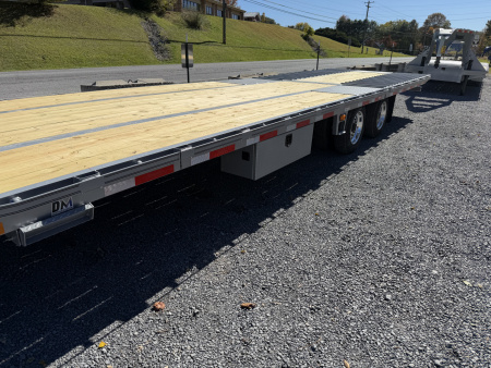 New 2026 Diamond C FMAX212 GOOSENECK TRAILER HYDRO JACKS & DOVE ALUMINUM OUTER RIMS 17.5