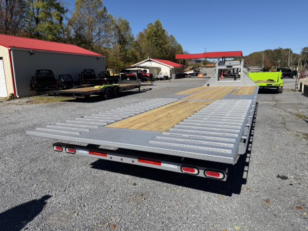 New 2026 Diamond C FMAX212 GOOSENECK TRAILER HYDRO JACKS & DOVE ALUMINUM OUTER RIMS 17.5