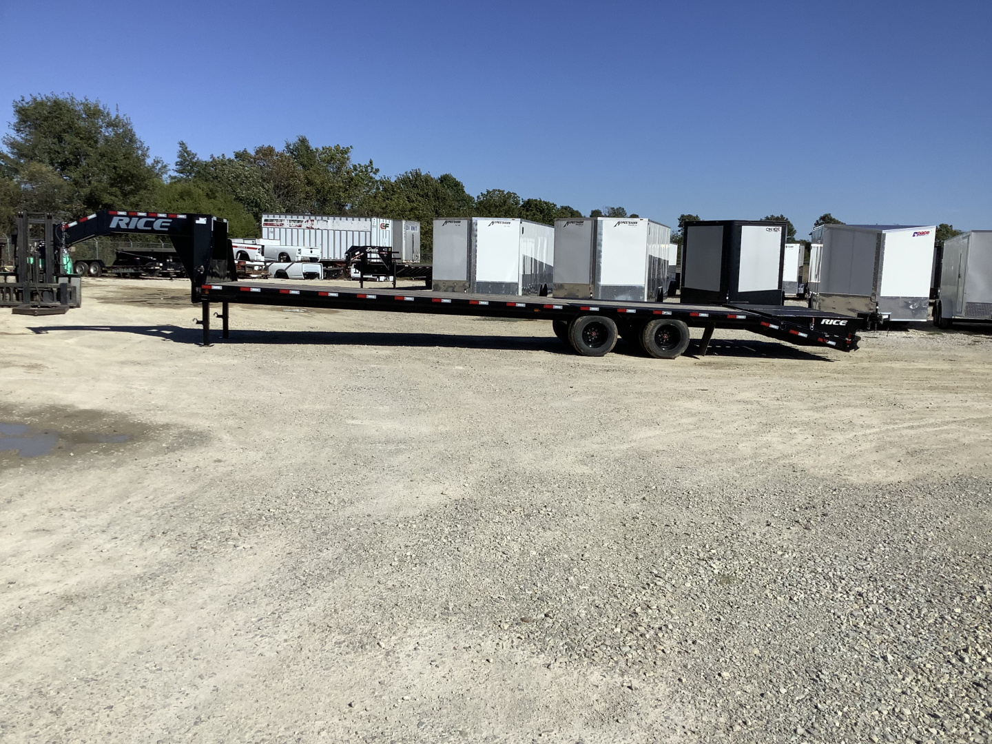 New 2026 Delta Trailers 210GN 20′ + 5′ (24K) Gooseneck Trailer with Super Ramps