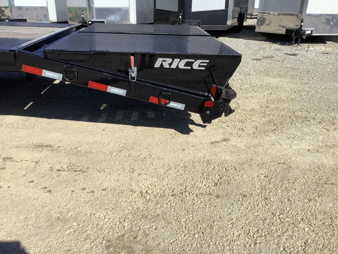 New 2026 Delta Trailers 210GN 20′ + 5′ (24K) Gooseneck Trailer with Super Ramps