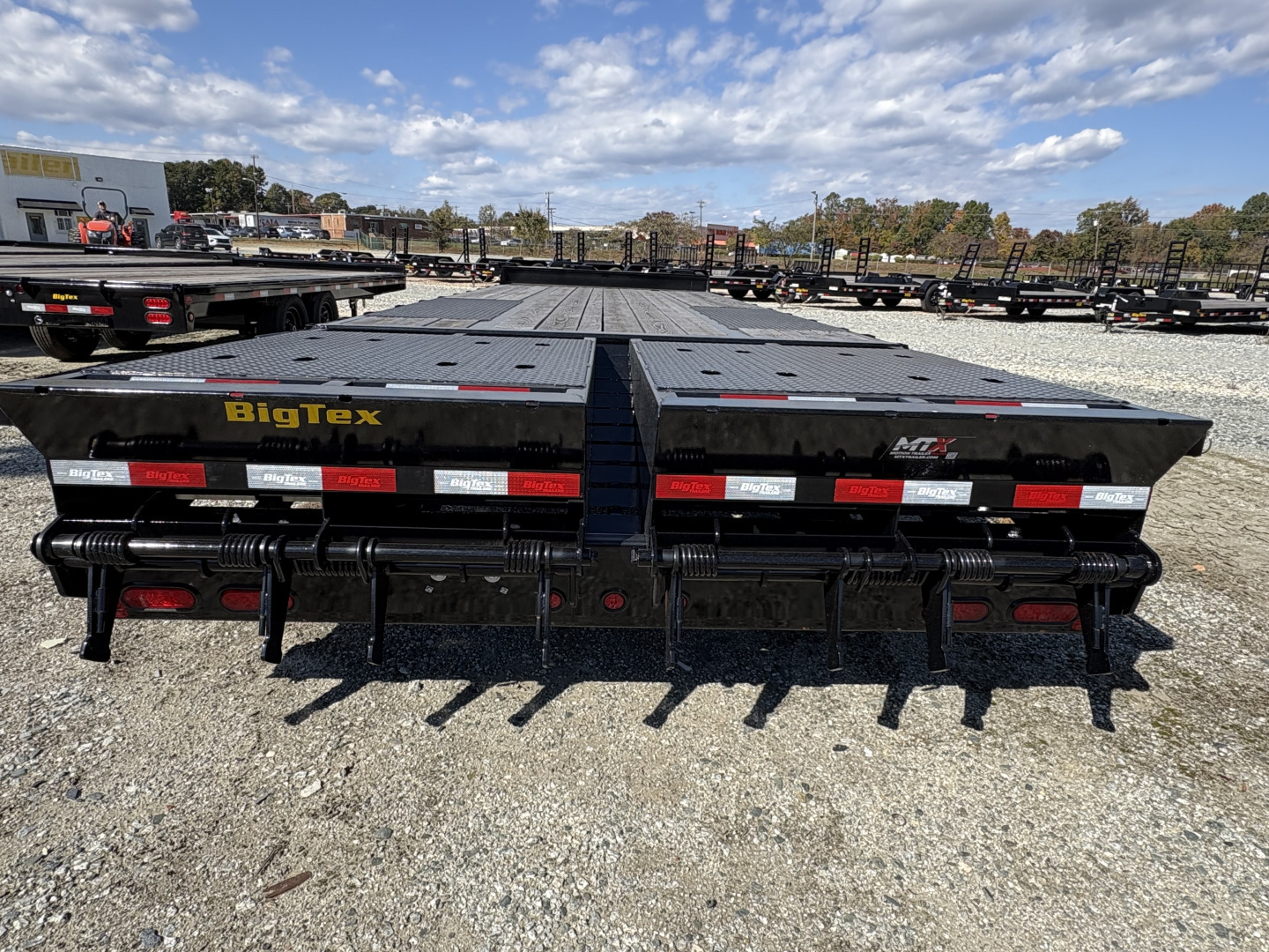 New 2025 Big Tex Trailers 20+5 25PH Over Deck Pintle w/ Mega Ramps Equipment Trailer *Take an additional $400 off with an instant rebate thru 5/31