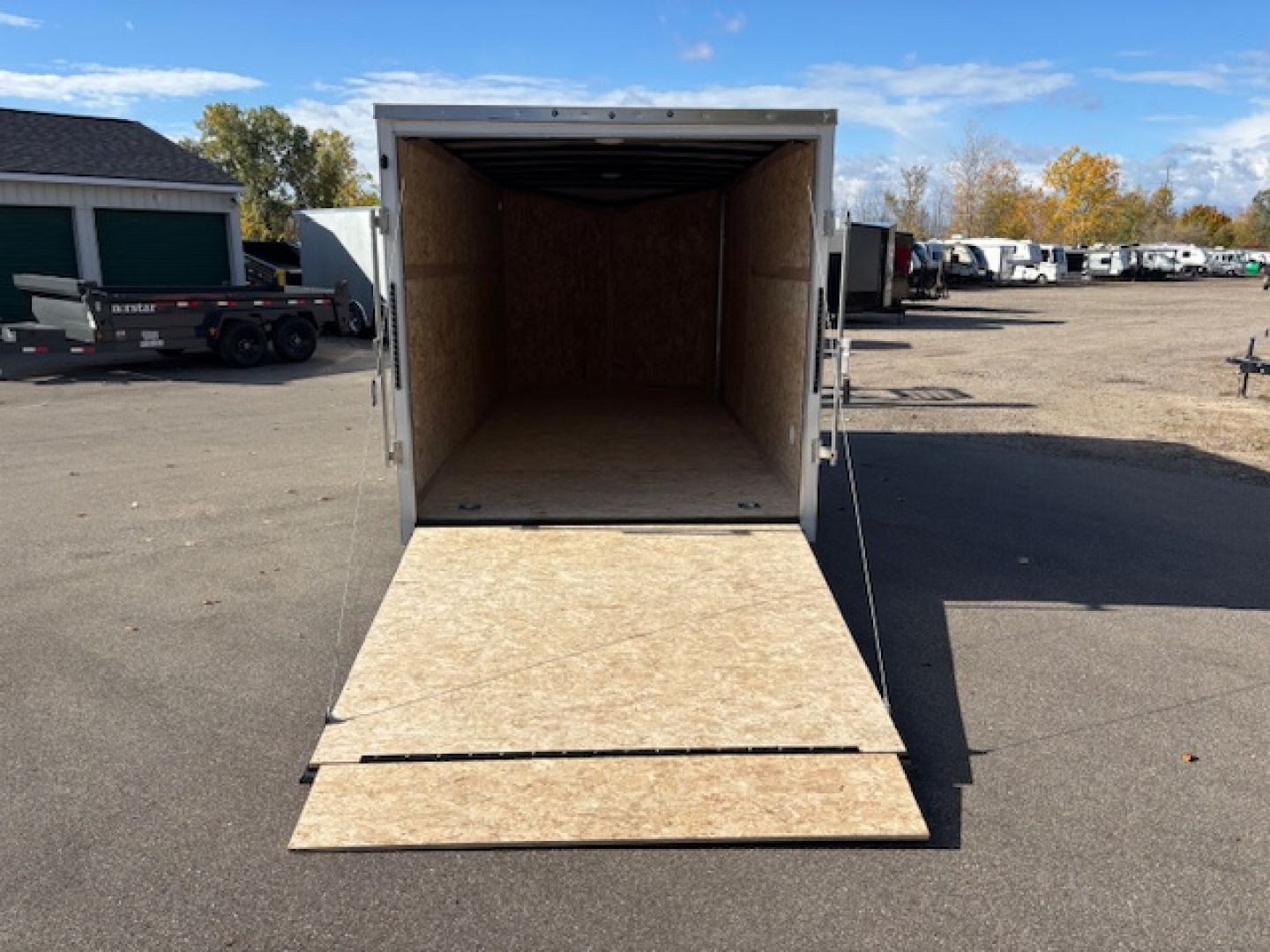 New 2026 Discovery Trailers 7.5x16 V-Nose Ramp Door Enclosed Trailer