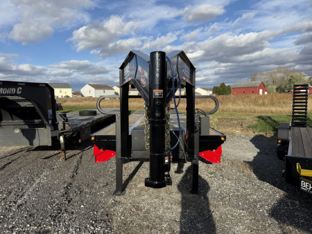 New 2026 BEHNKE ENTERPRISES DECKOVER FB8X32GNHBT-24E 102X32 TA DUALS GOOSENECK (GVW:24000) BLACK