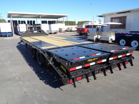 New 2026 Big Tex Trailer * 22GN-25D5A * 25ft Tandem Dual Wheel Gooseneck Trailer W/ Mega Ramps