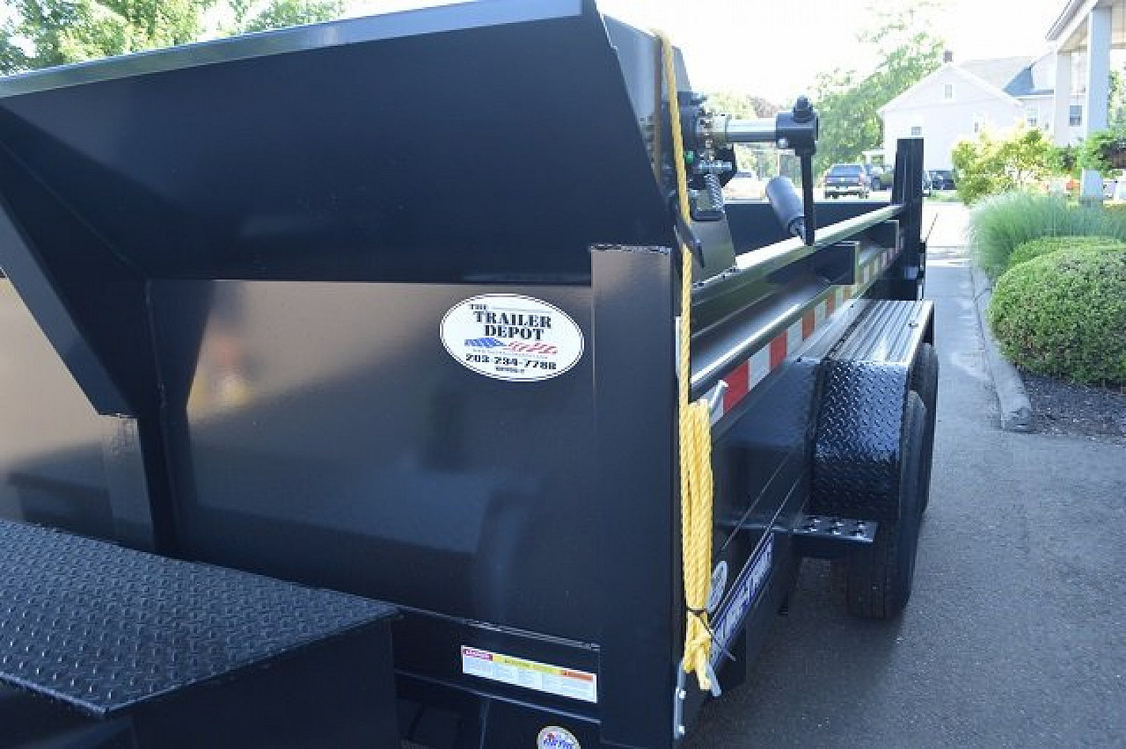 New Sure-Trac 6′ X 12′ LOW PROFILE DUMP TRAILER 9.9K