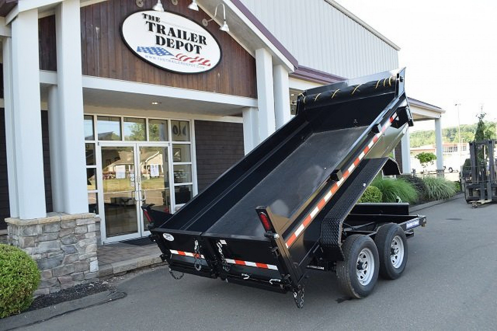 New Sure-Trac 6′ X 12′ LOW PROFILE DUMP TRAILER 9.9K