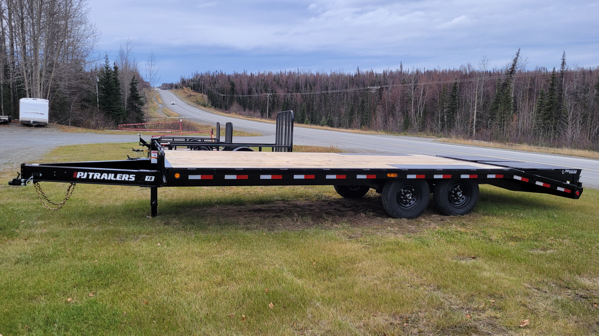 New 2026 PJ Trailers F8 Deckover Trailer