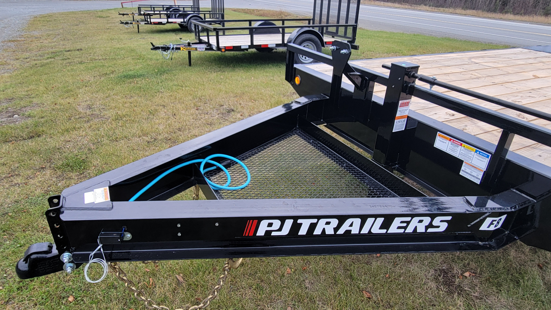 New 2026 PJ Trailers F8 Deckover Trailer
