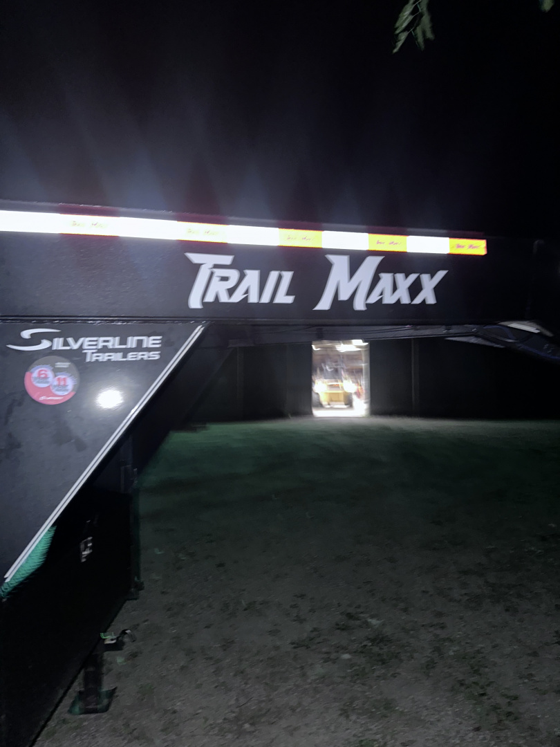 Used 2024 Trail Maxx MAX27-40 12K Deckover Trailer