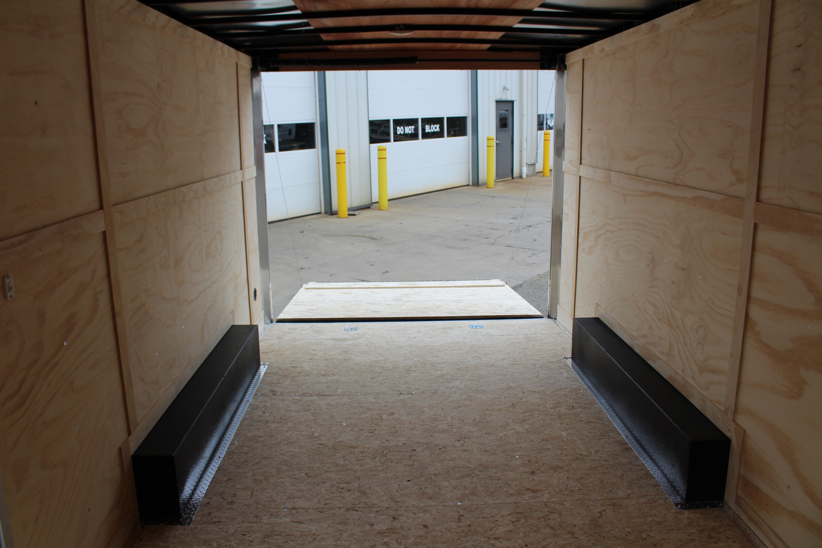 New 2026 Darkhorse Cargo 8.5' x 18' Enclosed Trailer - Ramp Door - 7' Interior Height - 9990# GVW