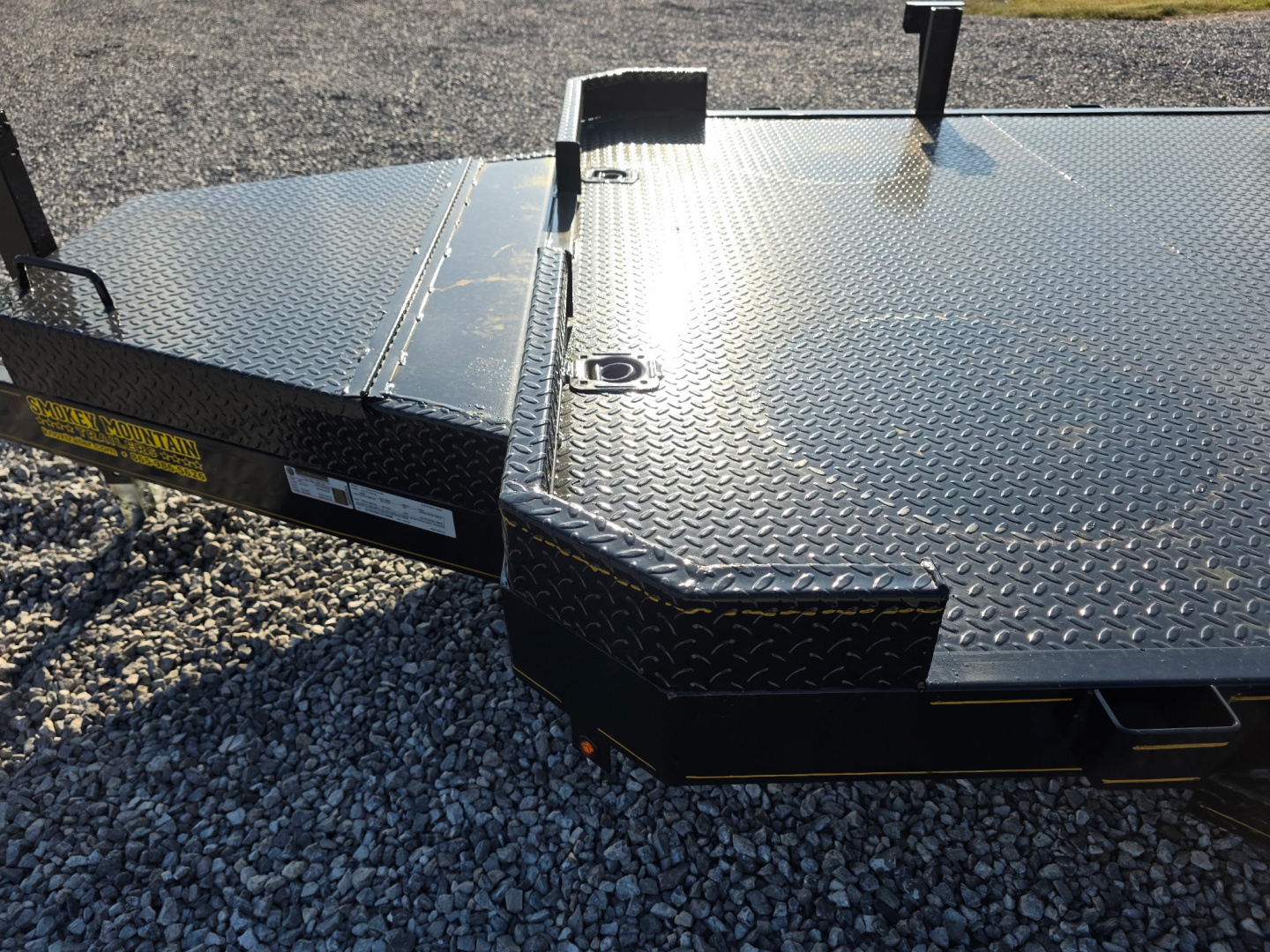 New 2026 P & T Trailers 7K 82X20 CARHAULER STEEL 5'' C CHANNEL SU Equipment Trailer