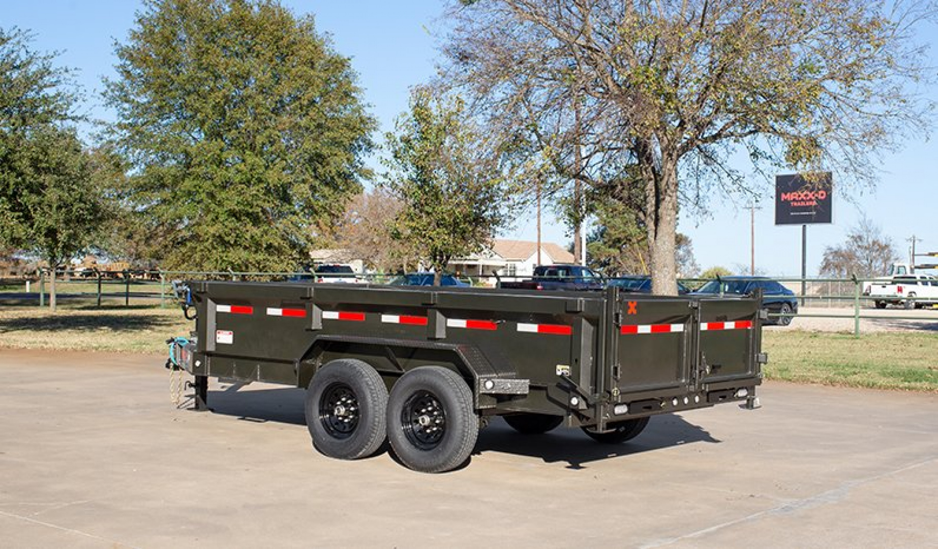 New 2026 MAXX-D 16' x 83" DJX Dump Trailer