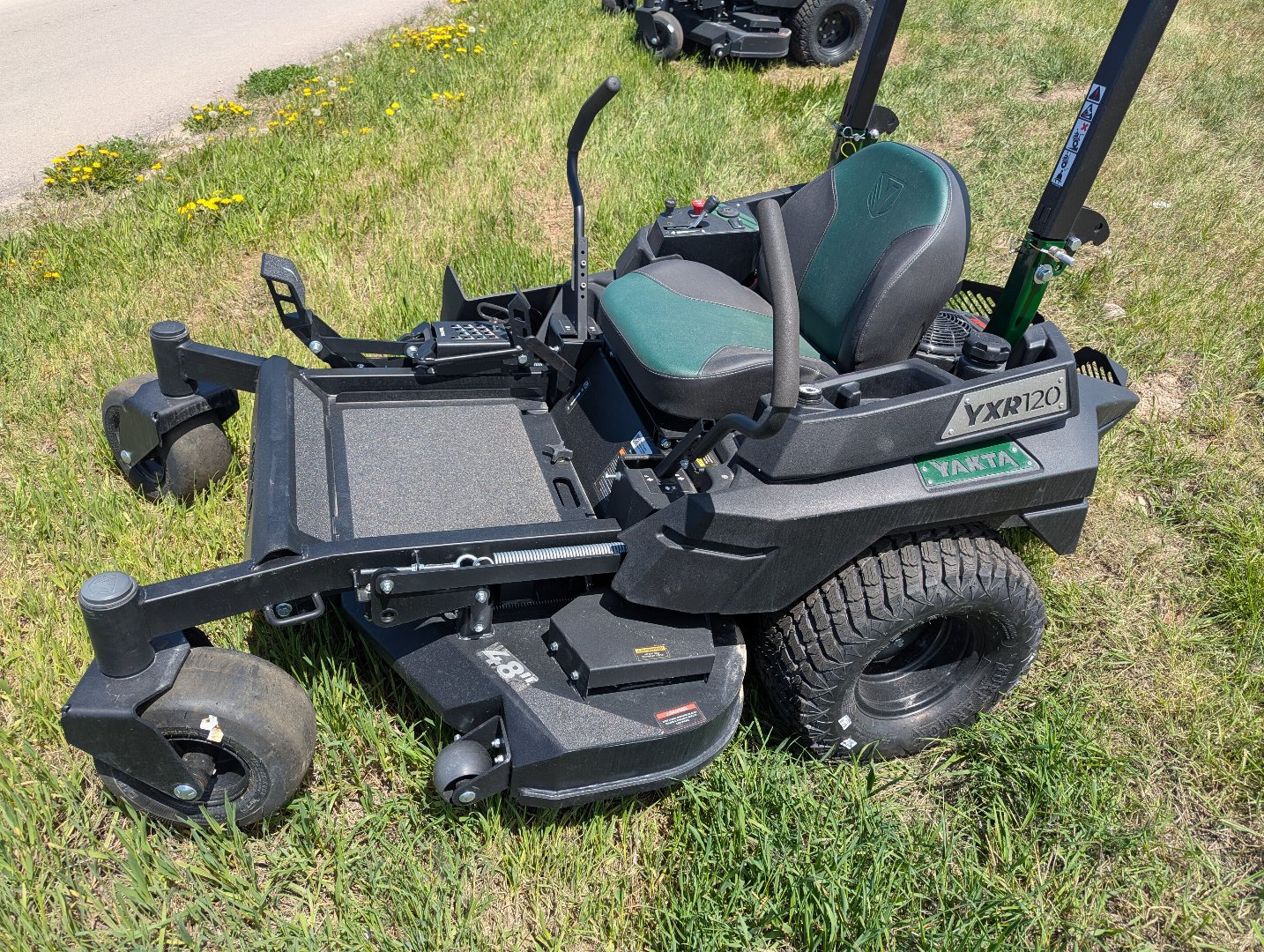 New 2025 Yakta YXR120 Lawn Mower