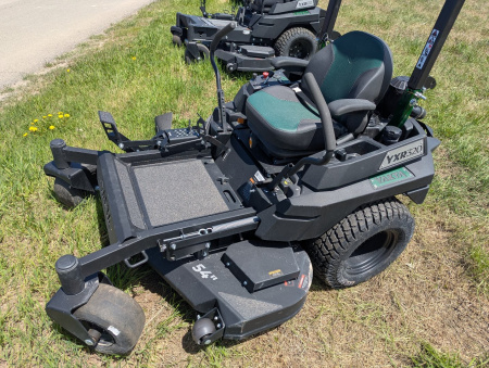 New 2025 Yakta YXR320 Lawn Mower