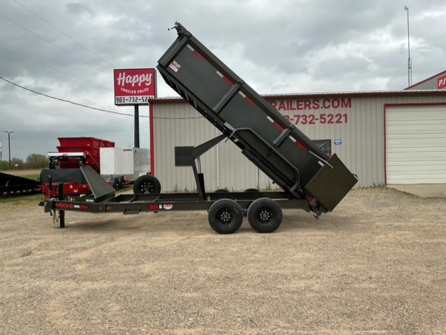 New 2026 MAXX-D 83”x16’ BP Dump w/ 36” Sides – DJX