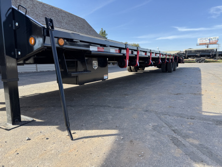 New 2026 PJ 102"x40' GN Low-Pro Air-Ride Flatbed w/ Duals - LD