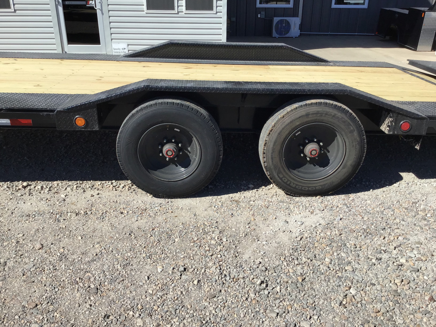 New 2026 PJ 102"x28' Gooseneck Pro-Beam Super-Wide Equipment Trailer – H7