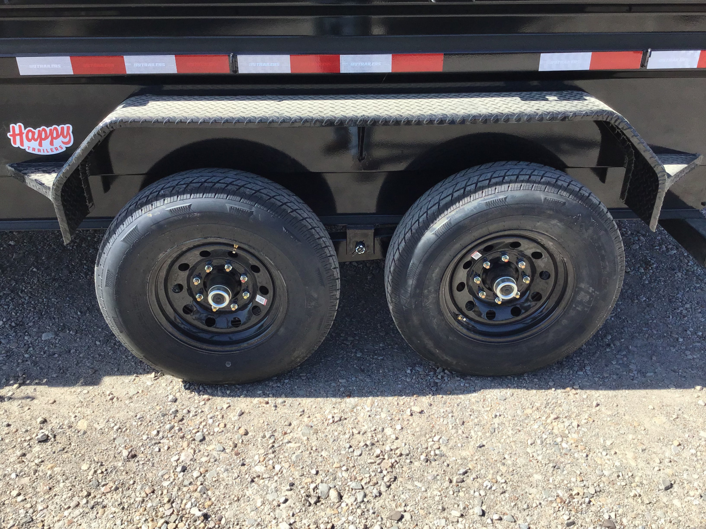 New 2026 PJ 83"x14' BP Tandem Axle Low Pro Dump w/ 24" Sides – DL