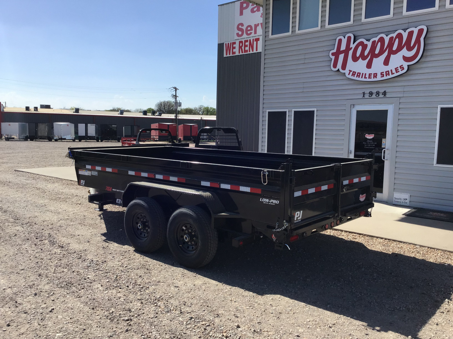 New 2026 PJ 83"x14' BP Tandem Axle Low Pro Dump w/ 24" Sides – DL