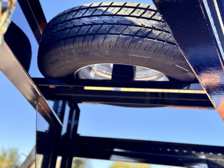 New 2026 Diamond T 8.5-32 Tandem Dual Gooseneck W/ MAXX Ramps 24K GVWR