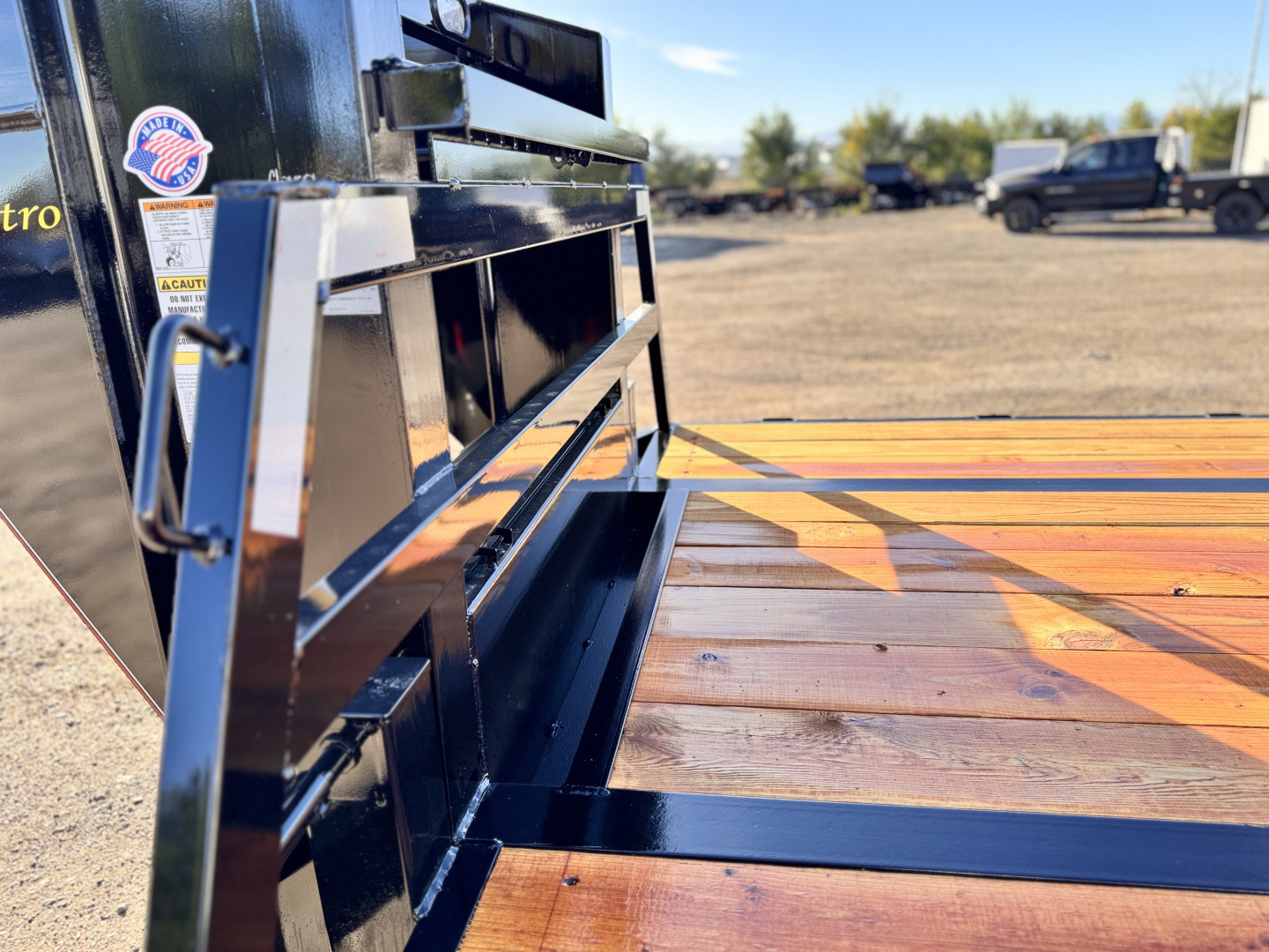 New 2026 Diamond T 8.5-32 Tandem Dual Gooseneck W/ MAXX Ramps 24K GVWR