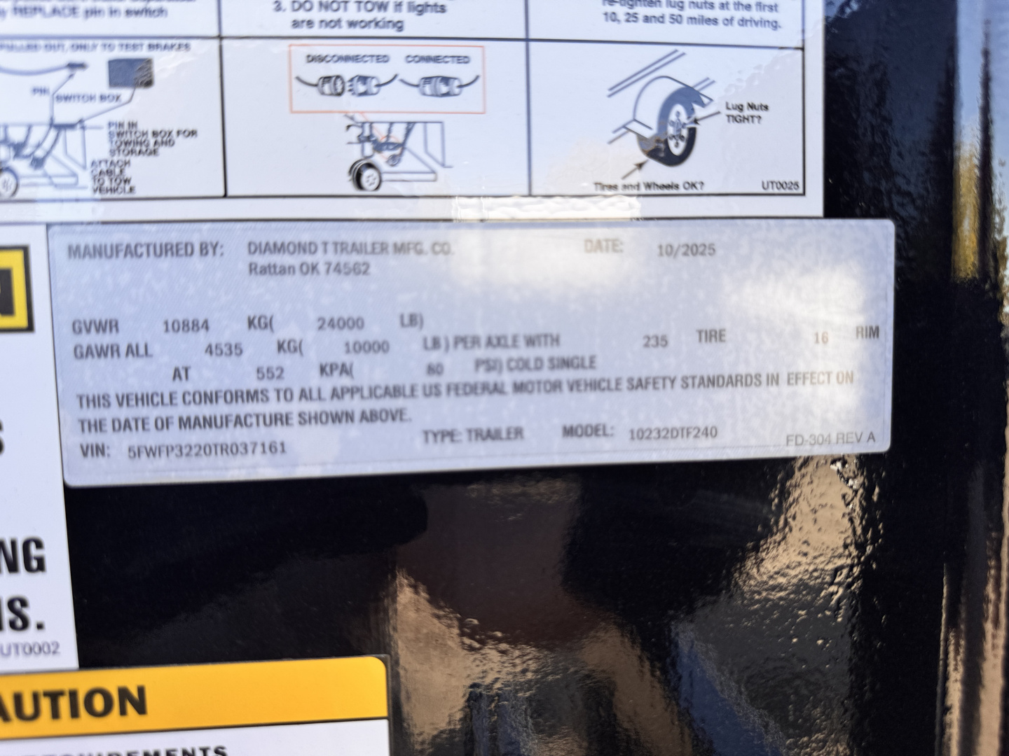 New 2026 Diamond T 8.5-32 Tandem Dual Gooseneck W/ MAXX Ramps 24K GVWR