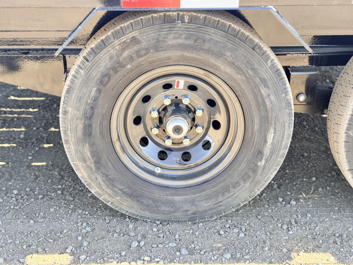 New 2026 Load Trail 8.5-32 Single Wheel Tandem Dual Gooseneck 15.9K GVWR