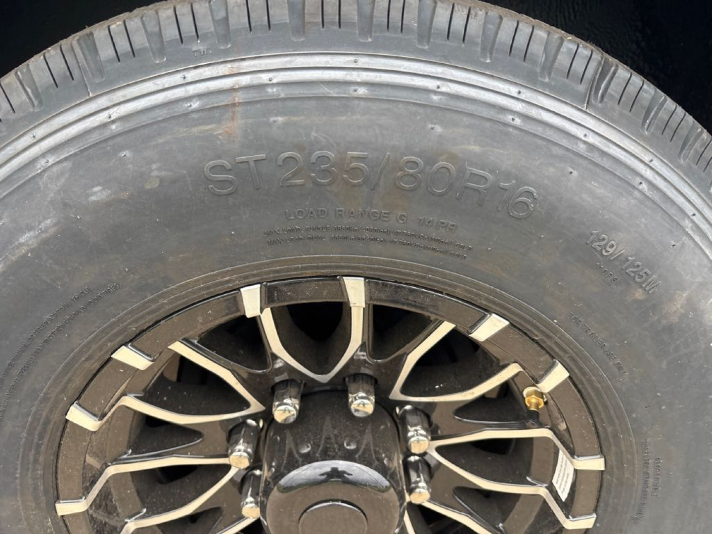 New 2026 United Trailers UXT-8.520TA70 Cargo / Enclosed Trailer