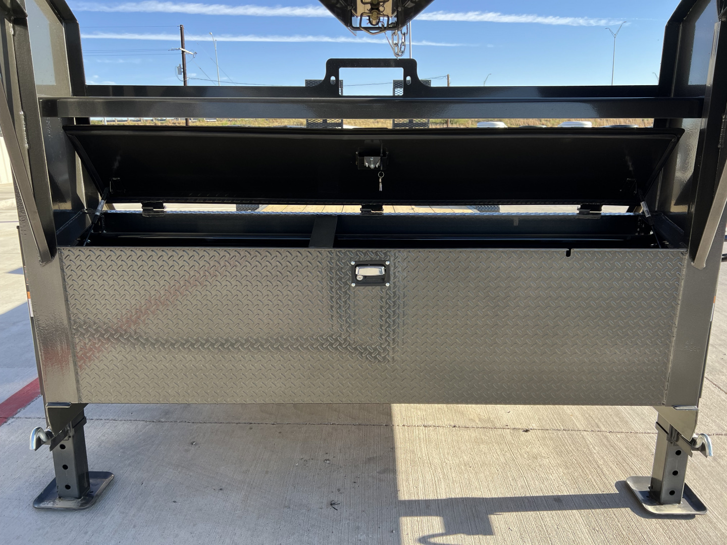 New 2026 MAXX-D 83"x24' GN 6" Channel Carhauler – C6X