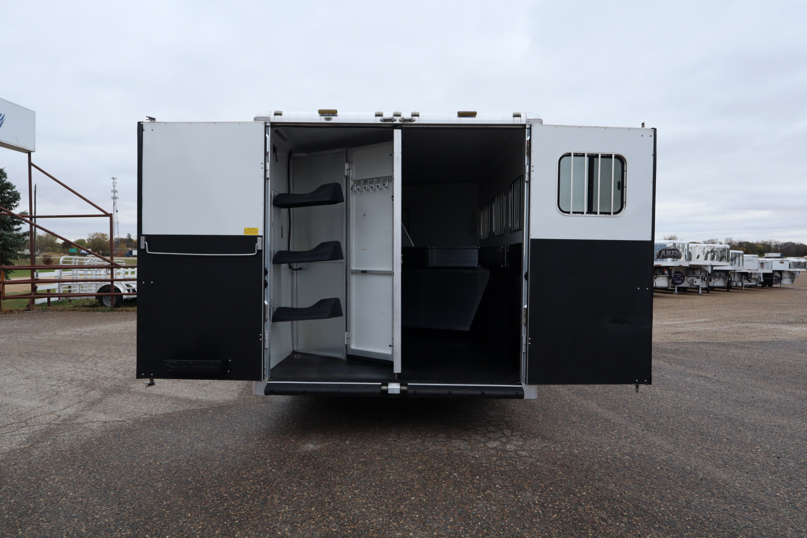 Used 2016 Sundowner 3 Horse LQ W/Slide-out Horse Trailer
