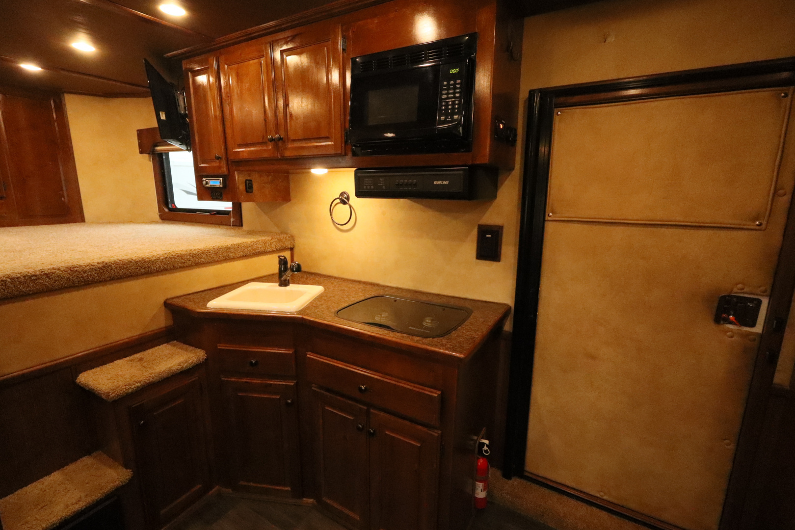 Used 2016 Sundowner 3 Horse LQ W/Slide-out Horse Trailer