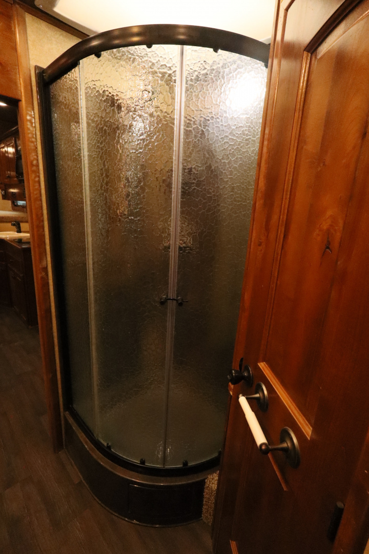 Used 2016 Sundowner 3 Horse LQ W/Slide-out Horse Trailer