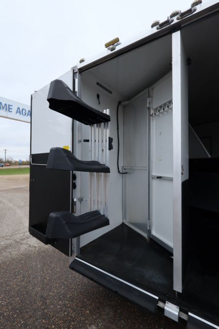 Used 2016 Sundowner 3 Horse LQ W/Slide-out Horse Trailer